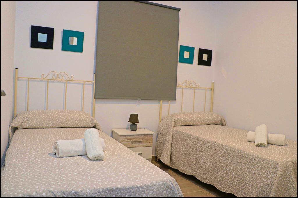 Apartamento Rural En Conil โกนิล เด ลาฟรอนเตรา ภายนอก รูปภาพ